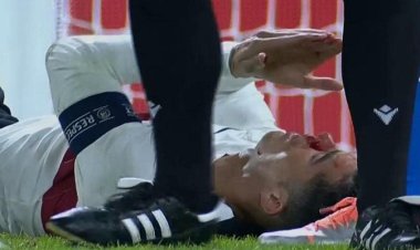 بعد مرور 10 دقائق من المباراة.. كريستيانو رونالدو يتعرض لإصابة  قوية التشيك