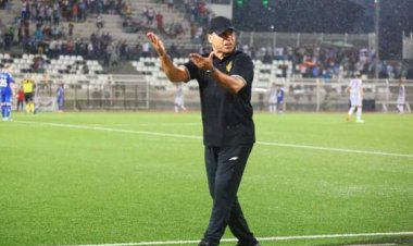 حسام البدري يعلن رحيله عن وفاق سطيف