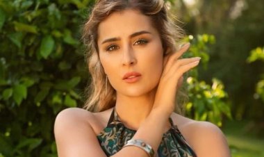 عائشة بن أحمد تستعيد ذكريات طفولتها بهذه الصورة