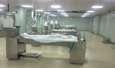 لعنة الموتى تكشف تلاعب مُغسل وحانوتي..  والأمن يضبطهما بـ 20 تصريح دفن مزور