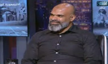 مالك السيارة التوسان ينفي استدعاءه  لجهات رسمية: «موقفي أمام المتهور لله مش للشهرة»