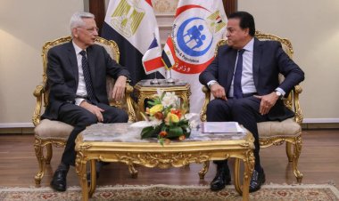 وزير الصحة يستقبل سفير فرنسا لدى مصر لبحث التعاون بالقطاع الصحي