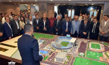 خلال زيارتهم للإسماعيلية.. رموز الإعلام الرياضي يشيدوا باستاد قناة السويس الدولي