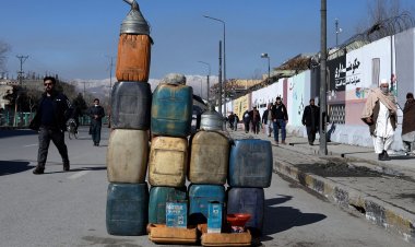 طالبان توقع اتفاقا مع روسيا لتوريد البنزين والغاز والقمح لأفغانستان