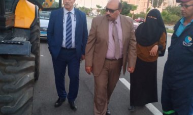 رئيس مياه القناة يشهد اصطفاف سيارات ومعدات الشركة بمحافظة الإسماعيلية