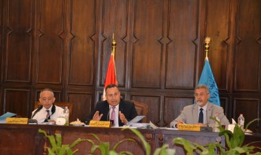 رئيس جامعة الإسكندرية يوجه بالانتهاء من استعدادات العام الدراسي الجديد