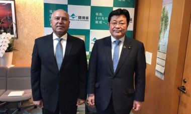 وزير النقل يلتقي مع وزير البيئة الياباني