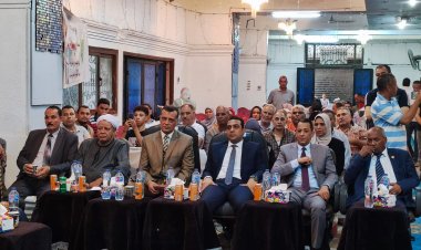 تكريم المعلمين المثاليين على مستوى محافظة قنا