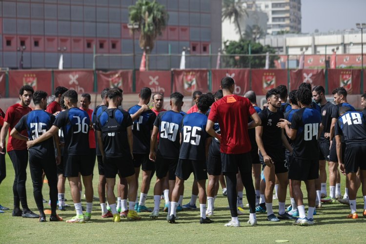 مران الأهلي.. «كولر» يحاضر اللاعبين والفريق راحة من التدريبات غدًا 