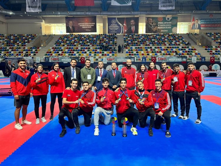 وزير الرياضة يهنئ الكاراتيه المصري بحصد لقب سيرياس A كوجالي تركيا 2022