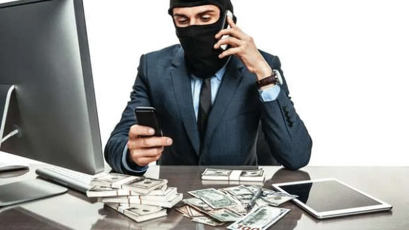 الحبس عامين لمتهم بابتزاز طليقته بصور فاضحة في المقطم