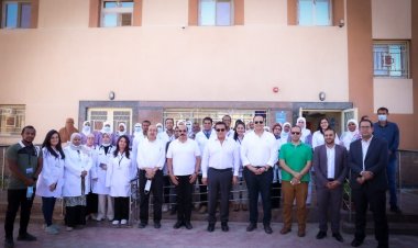 وزير الصحة يؤكد توفير كافة الاحتياجات اللازمة لتحسين بيئة العمل بالمنشآت الطبية