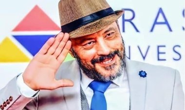 عمرو عبد الجليل يكشف عن البوستر الرسمي  لـ«الضاحك الباكي»