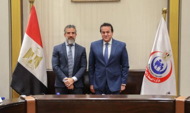 وزير الصحة يبحث مع "يونيسيف" التعاون في برامج تعزيز صحة الأم والطفل