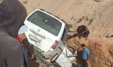 مصرع وإصابة 9 أشخاص  فى تصادم سيارتين بالشرقية