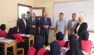 محافظ الجيزة يتفقد مدرستا منيل شيحة وبنك أبوظبي الإعدادي بأبو النمرس