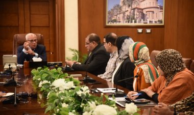 محافظ بورسعيد يتابع موقف تنفيذ الربع الثاني من مشروعات الخطة الاستثمارية للعام المالي الحالي