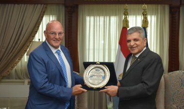 الفريق أسامة ربيع يبحث سبل التعاون المشترك مع رئيس مجلس بورصة البلطيق للشحن