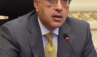 عاجل.. رئيس الوزراء يهنئ وزير الدفاع بذكرى نصر أكتوبر المجيد