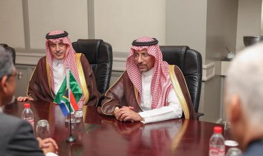 وزير الصناعة يبحث التعاون المشترك مع جنوب أفريقيا