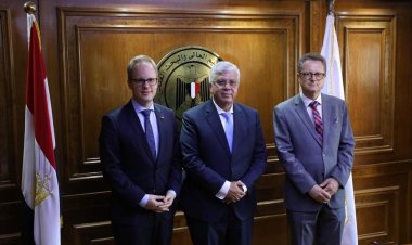 وزير التعليم العالي يلتقي بوفد ألماني لبحث سبل تعزيز التعاون العلمي والبحثي