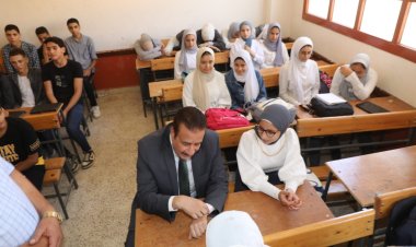 محافظ المنوفية يتفقد مدرسة الشهيد إبراهيم الشال الثانوية المشتركة.. صور