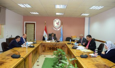 رئيس جامعة سوهاج يترأس الاجتماع الأول لتدشين ‏صندوق الوقف الخيري للبحث العلمي