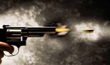 إصابة شاب بالرصاص في أثناء العبث بسلاح ناري بالبلينا