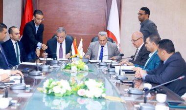 محافظ سوهاج يوقع بروتوكول تعاون بين المحافظة وجهاز تنظيم النقل البري بوزارة النقل