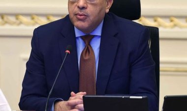 رئيس الوازاء يهنئ شيخ الأزهر بذكرى المولد النبوي الشريف