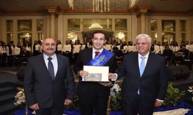 رئيس جامعة بنها يشهد حفل تكريم أوائل خريجي الجامعات المصرية