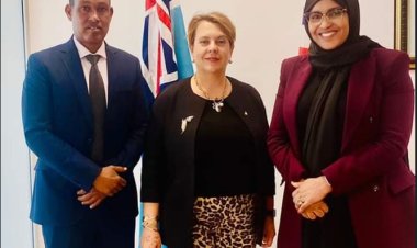 بريطانيا تشيد بتطور مجال الطيران في الصومال