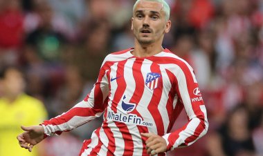برشلونة يتفق مع أتلتيكو مدريد على بيع جريزمان