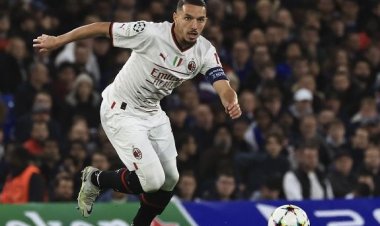 رغم الخسارة.. إسماعيل بن ناصر يدخل التاريخ خلال مباراة ميلان وتشيلسي