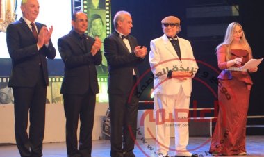 مهرجان الإسكندرية السينمائي..  مُحى إسماعيل يفاجيء الجميع: «لماذا يتم تكريم محمود حميدة ؟»