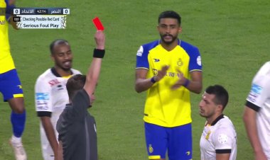 بسبب اللعب العنيف.. الاتحاد السعودي يغرم طارق حامد 10 آلاف ريال