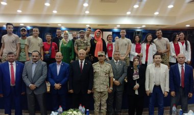 رئيس جامعة بنها يشهد الاحتفال بالذكرى 49 لنصر أكتوبر