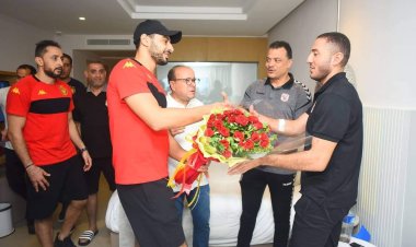 وفد من الترجي يطمئن على لاعب «يد الأهلي» بعد إصابته بكسر في الفك 