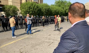 وقفة احتجاجية أمام السفارة الإيرانية بالعراق تنديدًا بقصف كردستان