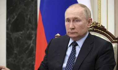 بوتين يوجه بتشكيل لجنة للوقوف على ملابسات حادث جسر القرم