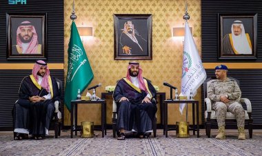 السعودية.. محمد بن سلمان يلتقي وزير الدفاع وقيادات الوزارة