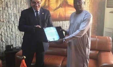 السفير المصري يبحث مع وزير الزرعة النيجري سبل تعزيز التعاون المشترك