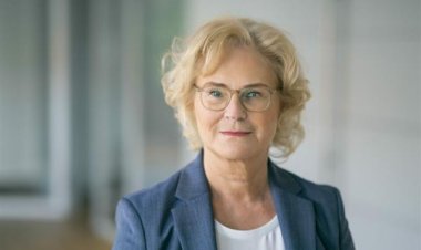 وزيرة الدفاع الألمانية : على الناتو فعل المزيد في مواجهة روسيا