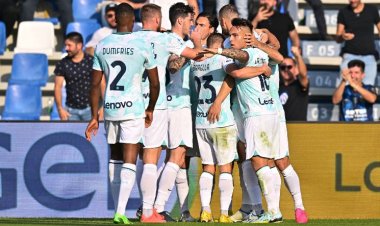 إنتر ميلان يعود لسكة الانتصارات بثنائية أمام ساسولو