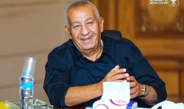 «فيفا» يُخطر المصري بغلق ملف مستحقات الشعباني واستئناف القيد