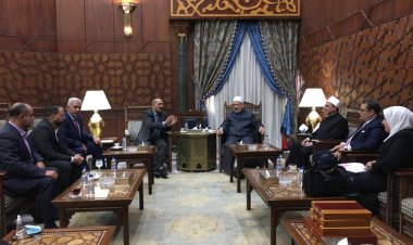 «العلوم الصحية» تكرم شيخ الأزهر لجهوده المستمرة في دعم المنظومة