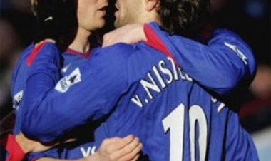 اختراق واعتذار.. كاسياس يُثير الجدل بسبب تغريدة عن المثلية