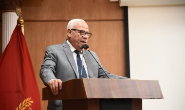 محافظ بورسعيد يستعرض مقترح إنشاء كوبري علوي جديد