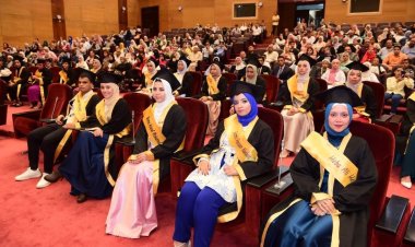 جامعة سوهاج تحتفل بتخرج 250 مترجم ببرنامج الترجمة بكلية الآداب