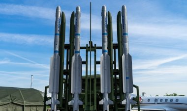 بعد ضرب قنصليتها في كييف.. ألمانيا تتحدى روسيا: مستمرون في مد أوكرانيا بأنظمة الدفاع الجوي